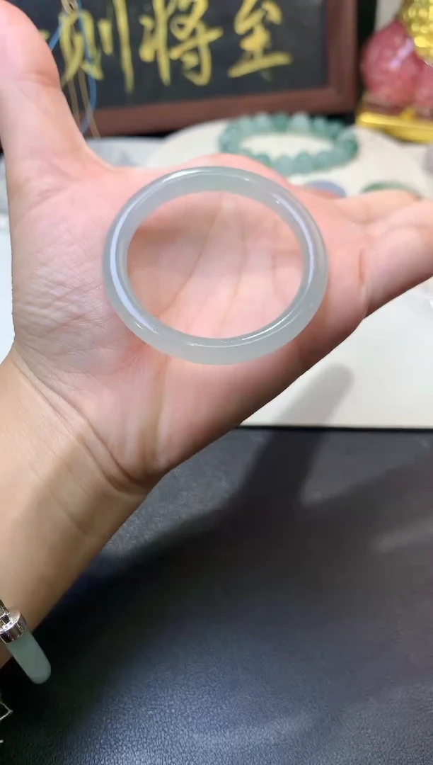 未镶嵌定制翡翠毛货