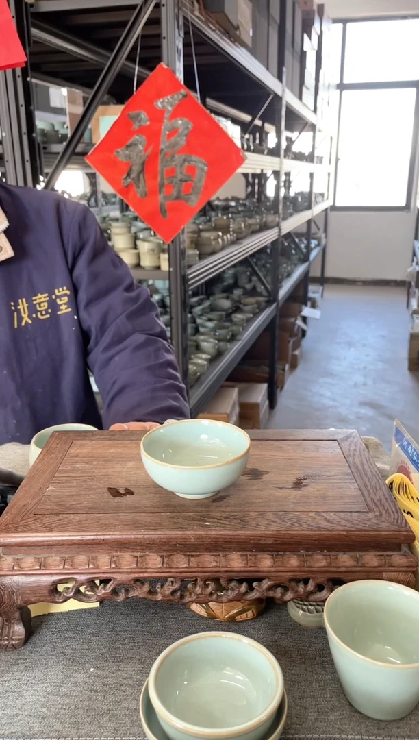 【闪购商品】瓷片微瑕天青小满杯。。。