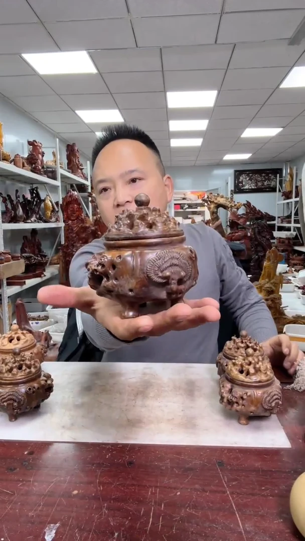 【闪购商品】花梨木类木雕工艺品8888888