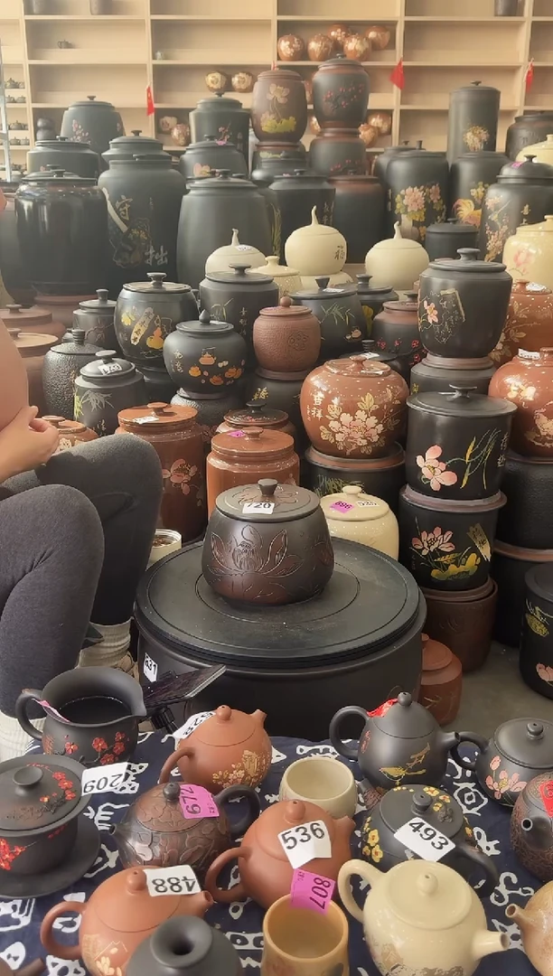 罐大大瑕疵茶叶罐  720  石瓢荷花