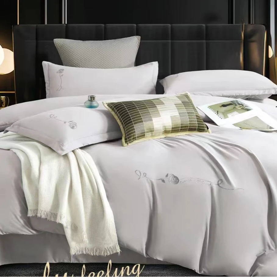 3孤品四件套 以主播介绍为准  高档简约绣花四件套