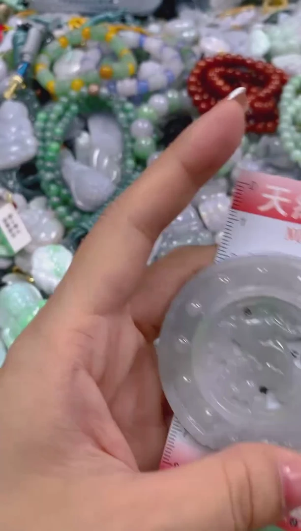 翡翠未镶嵌颈饰闪购0013476