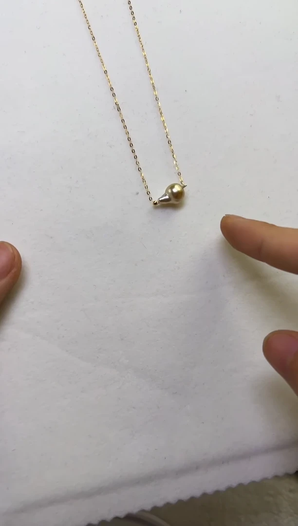 颈饰18K金镶嵌海水珍珠珍珠