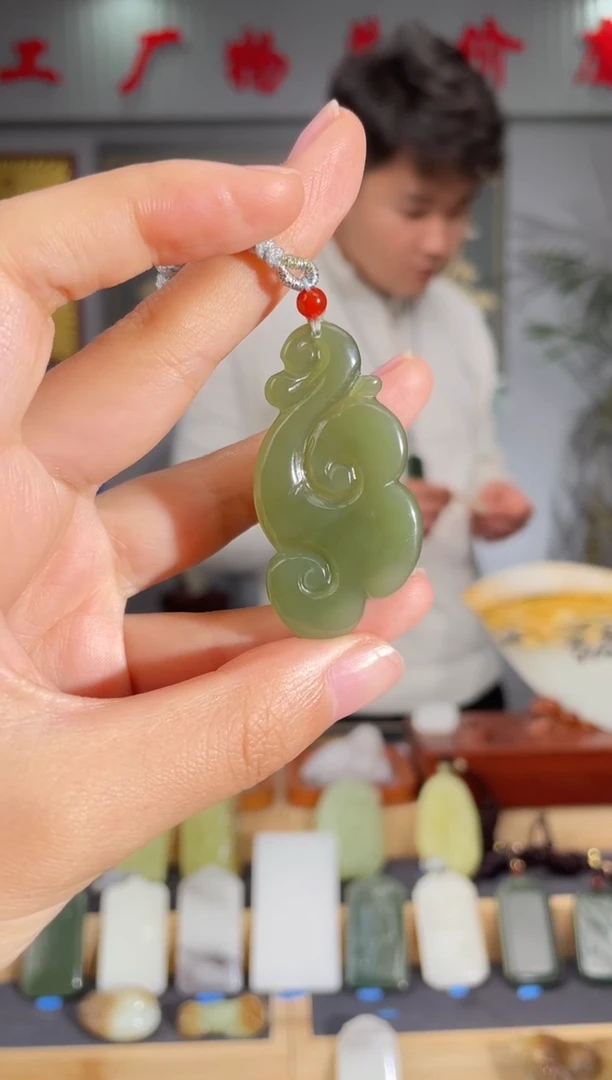 【闪购商品】和田玉颈饰未镶嵌拍一发一 多样性发货