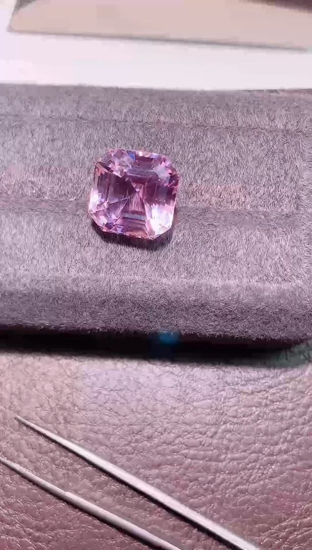 未镶嵌锂辉石裸石33.3ct天然锂辉石裸石