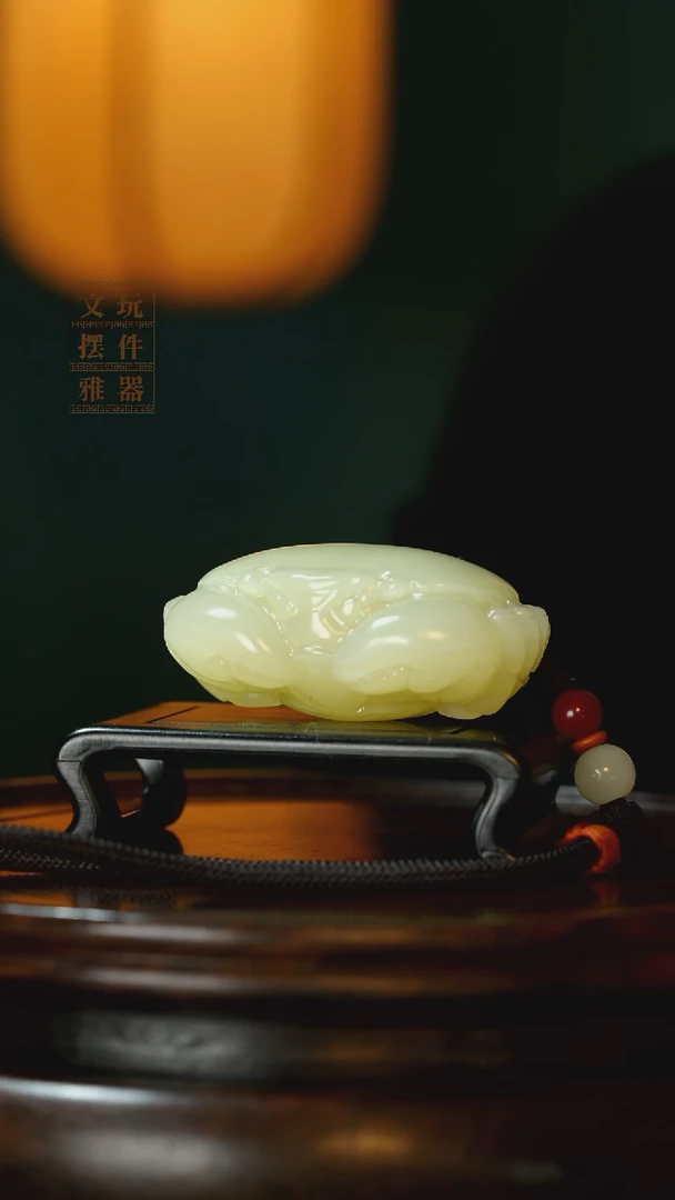 玉《八方来贝寸》手把件摆件