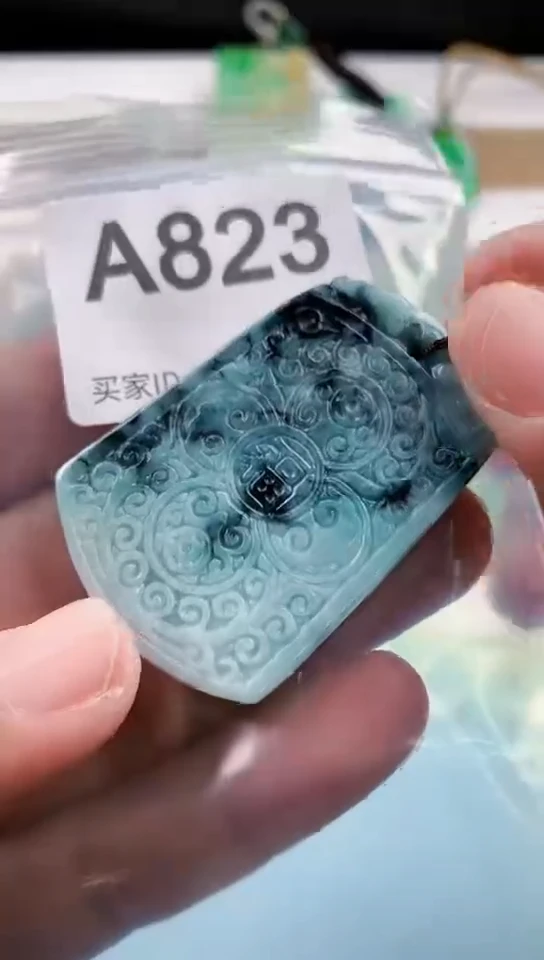 【闪购商品】翡翠挂件未镶嵌天然翡翠吊坠挂件