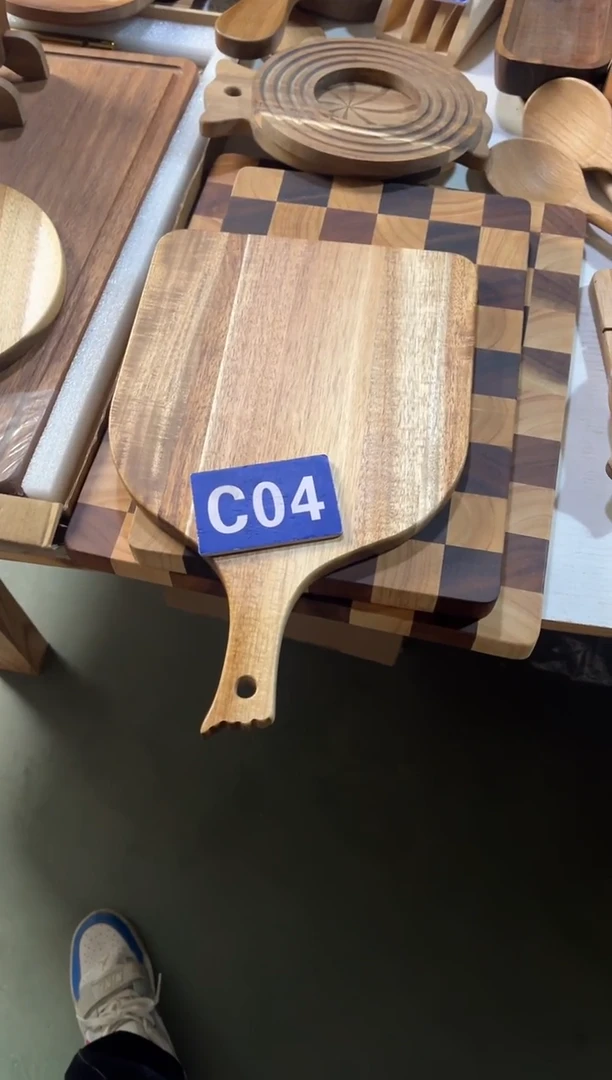 木闪购2025/12/18 C04