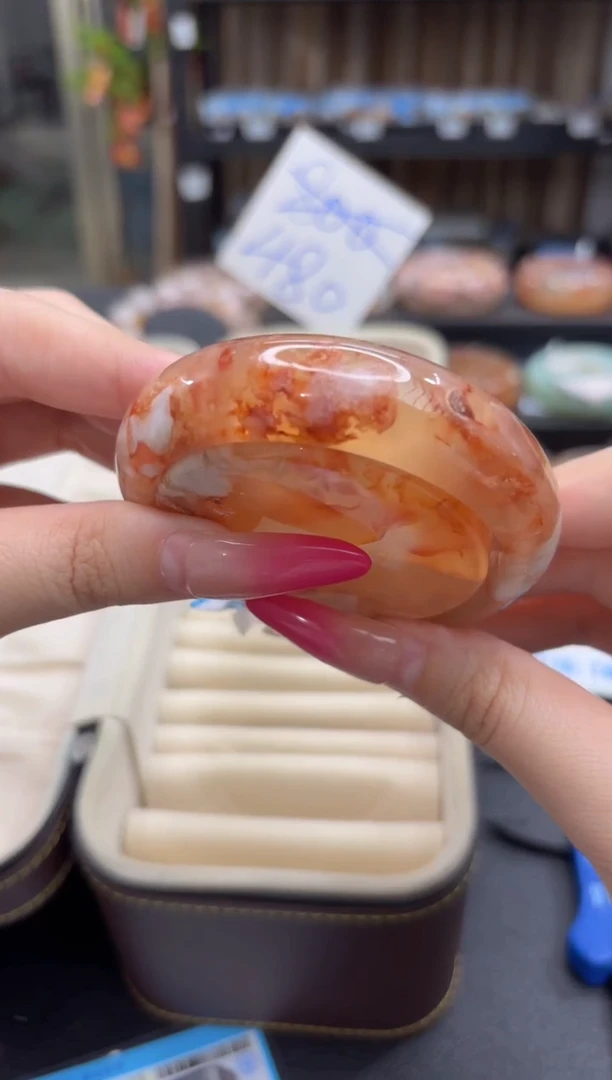 未镶嵌手镯石英质玉616(58圈赠送镯心)