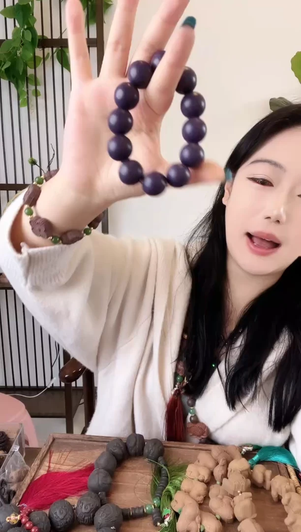 泥塑九紫东方1.8手串