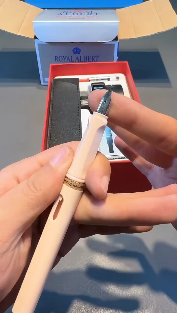 【闪购商品】瓷片新号开播啦全场福利保正保真