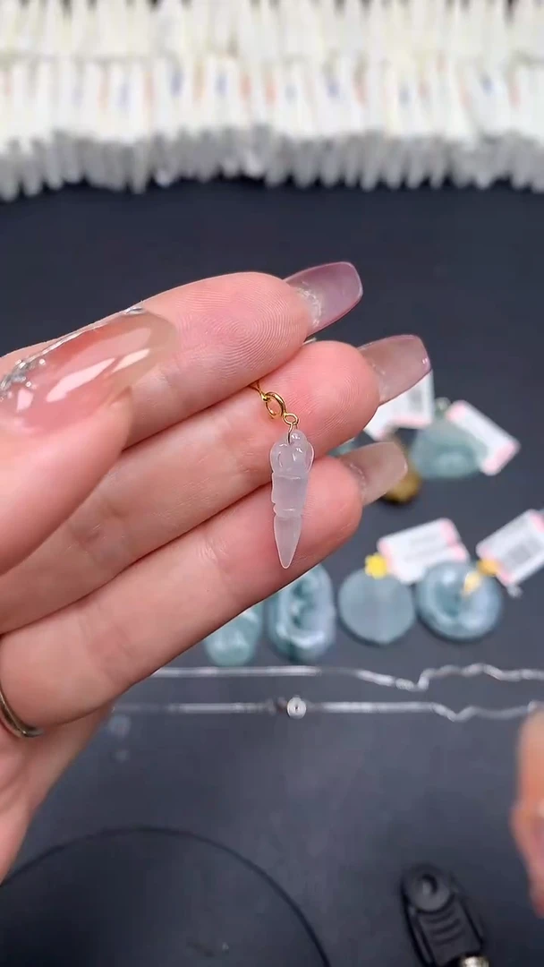 翡翠18K金镶嵌吊坠(不含链)MS190914