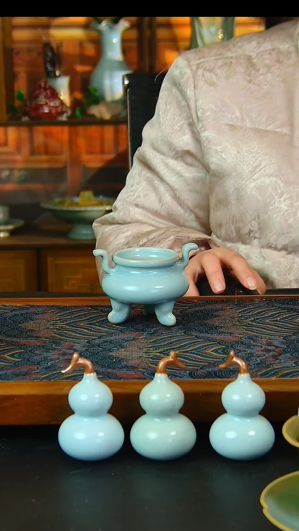 瓷片仿古釉香炉微瑕