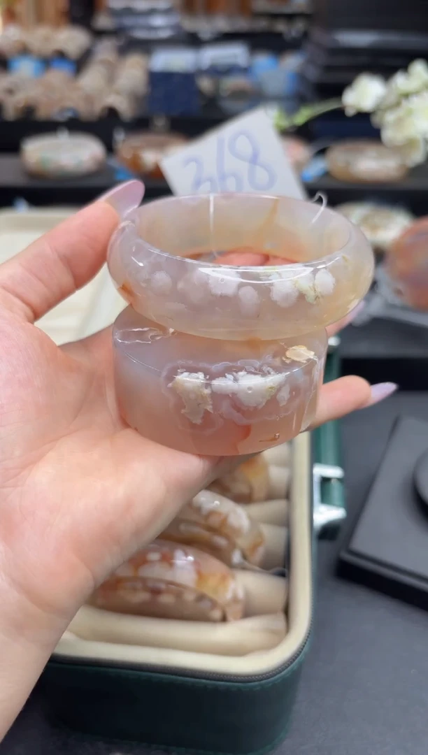 未镶嵌手镯石英质玉A32(61圈赠送镯心)