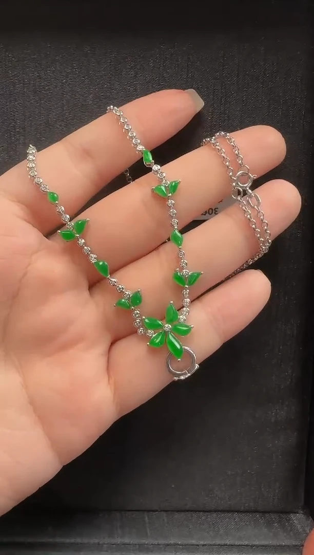 套链18K金镶嵌翡翠020随形一条