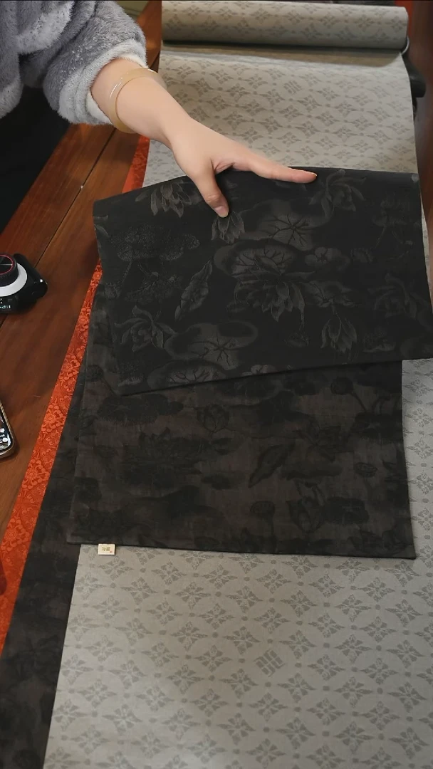 墨荷34-65············