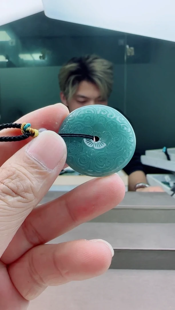 【闪购商品】翡翠颈饰未镶嵌多样性发货随机一件发货花扣