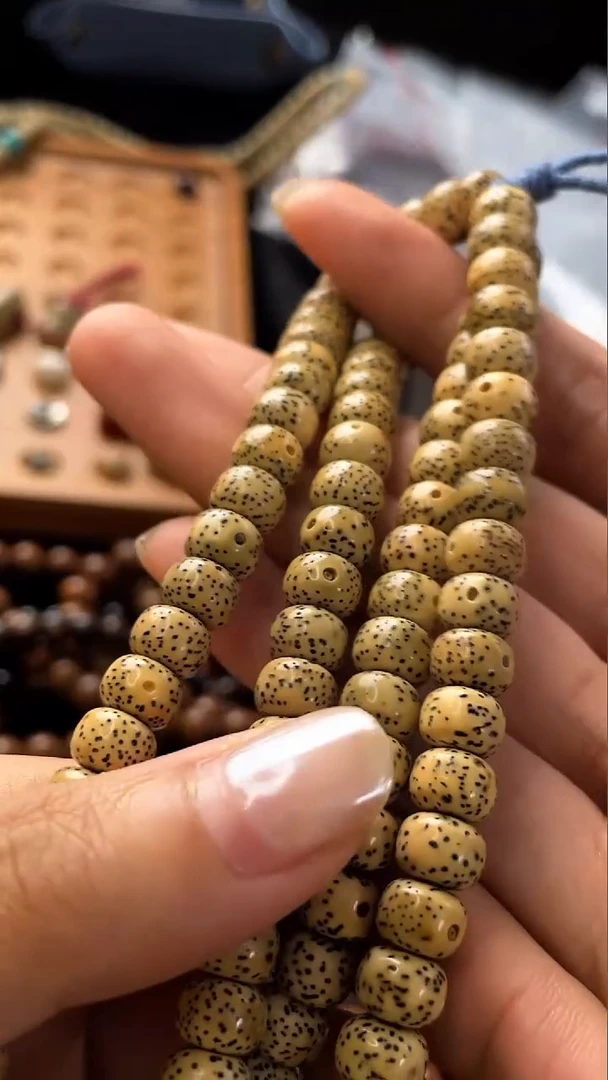吊坠星月菩提精工级陈籽新桶8*6长串