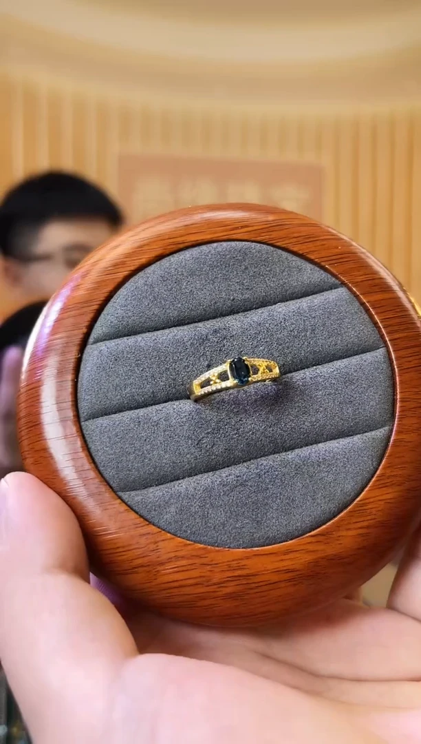 【闪购商品】托帕石戒指银S925镶嵌托帕石