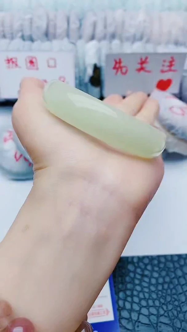 未镶嵌手镯石英质玉w32+59-60