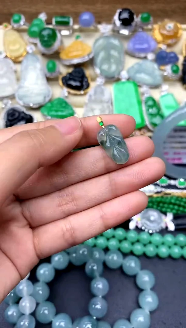 【闪购商品】翡翠颈饰18K金镶嵌62-中国好珍宝