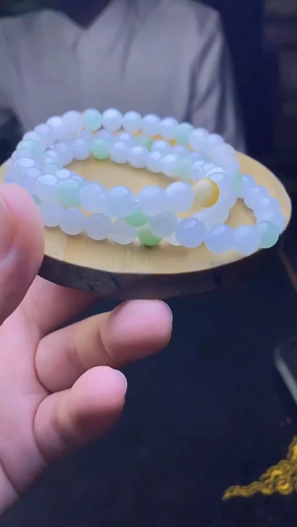 定制翡翠未镶嵌天然缅甸A货翡翠，多样性发货，拍一发一