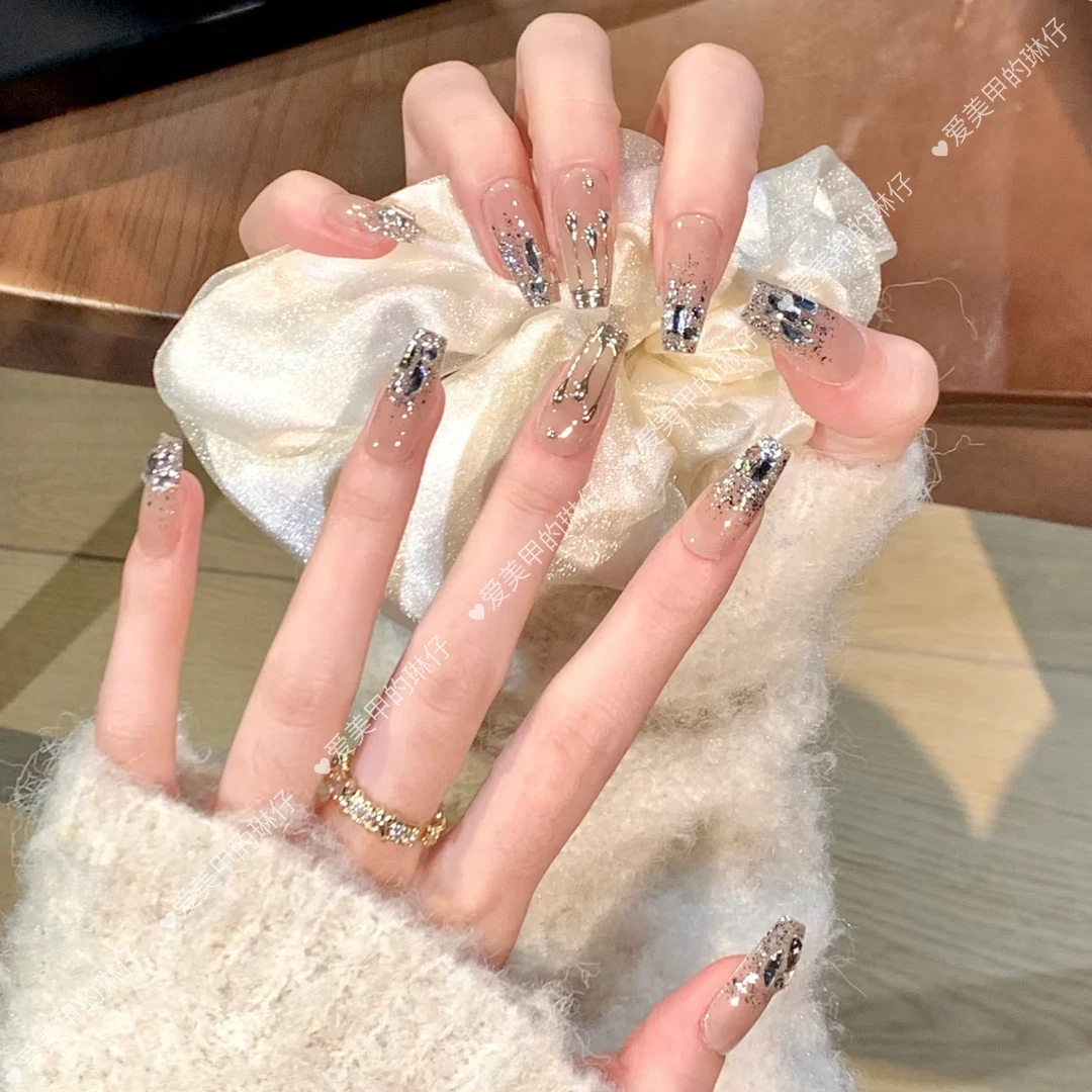 【白铃兰】秋季温柔款设计手工穿戴甲温柔纯手工气质纯欲