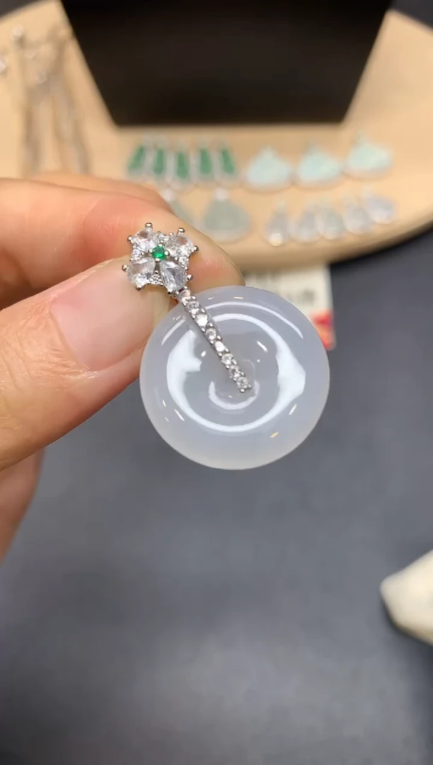 翡翠银S925镶嵌吊坠(不含链)平安扣【多样性发其一】