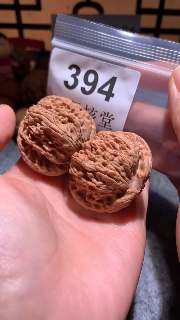 把件文玩核桃.**?【趣玩核堂】 394号，43左右白狮子