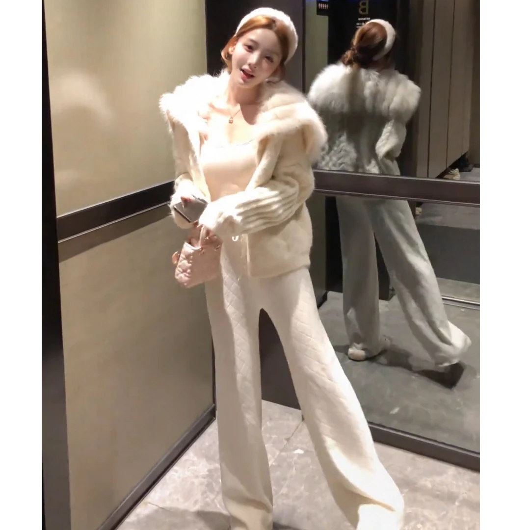 流行一整套2025秋冬新款时尚甜美减龄百搭宽松外套裤子两件套