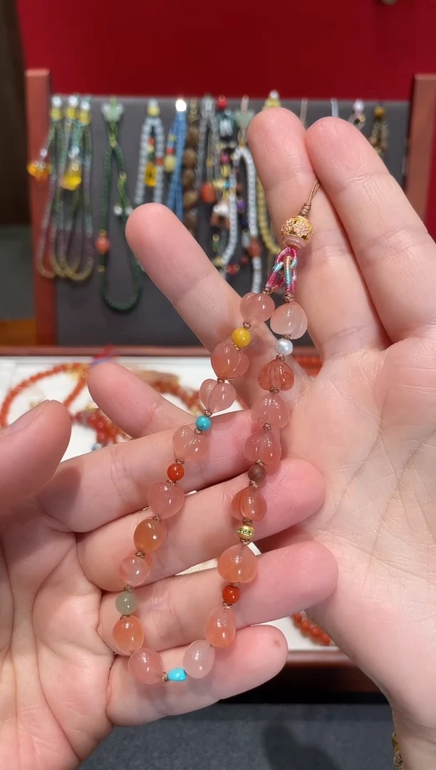 颈饰未镶嵌南红玛瑙手机链