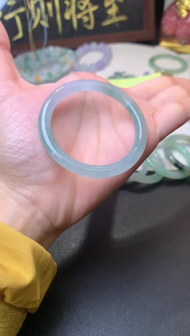 未镶嵌定制翡翠毛货