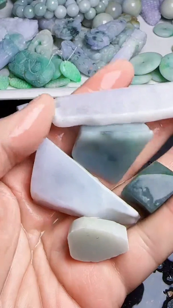 颈饰未镶嵌翡翠108