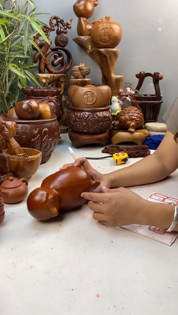 香樟木A47无脸猫摆件/尺寸