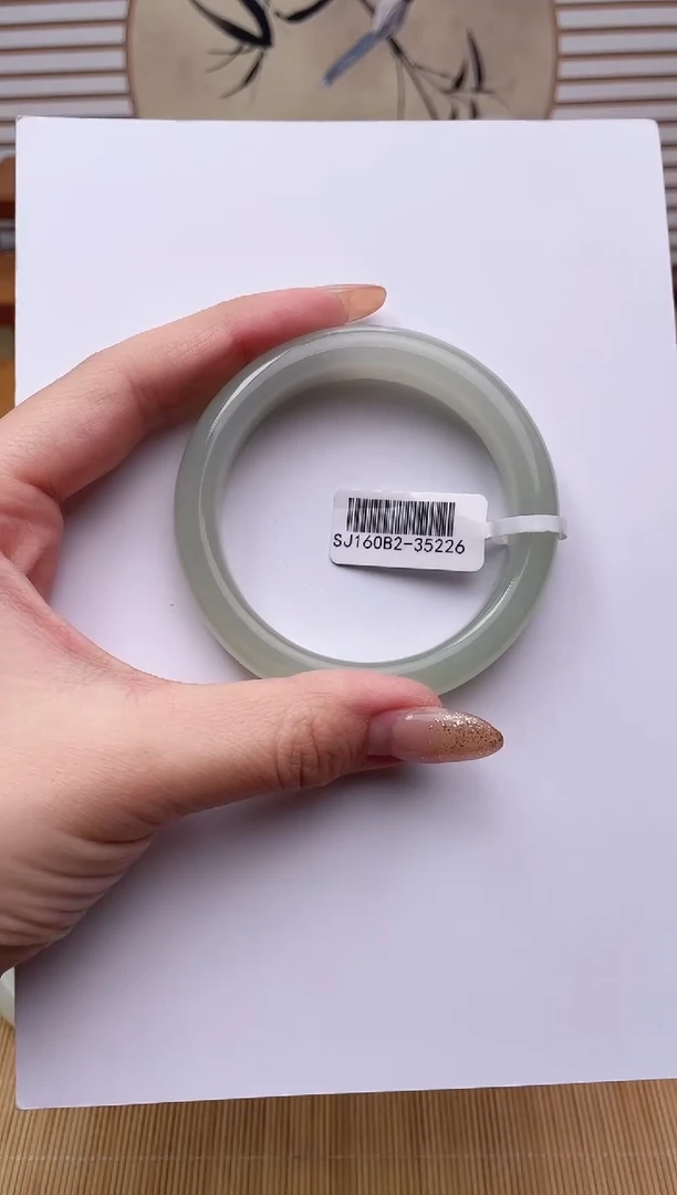 未镶嵌手镯和田玉56+