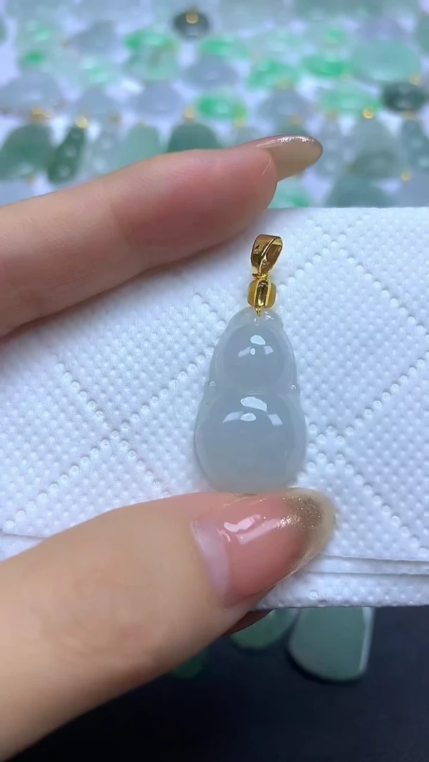 颈饰未镶嵌翡翠A货