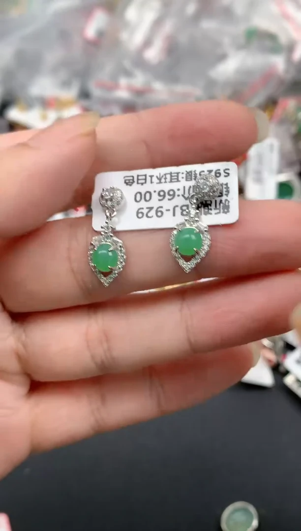 翡翠戒指银S925镶嵌天然A货缅甸翡翠