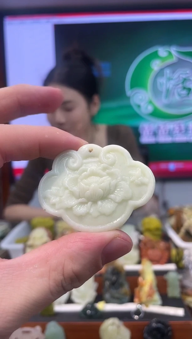 【闪购商品】岫玉吊坠未镶嵌多样性发货*拍一发一