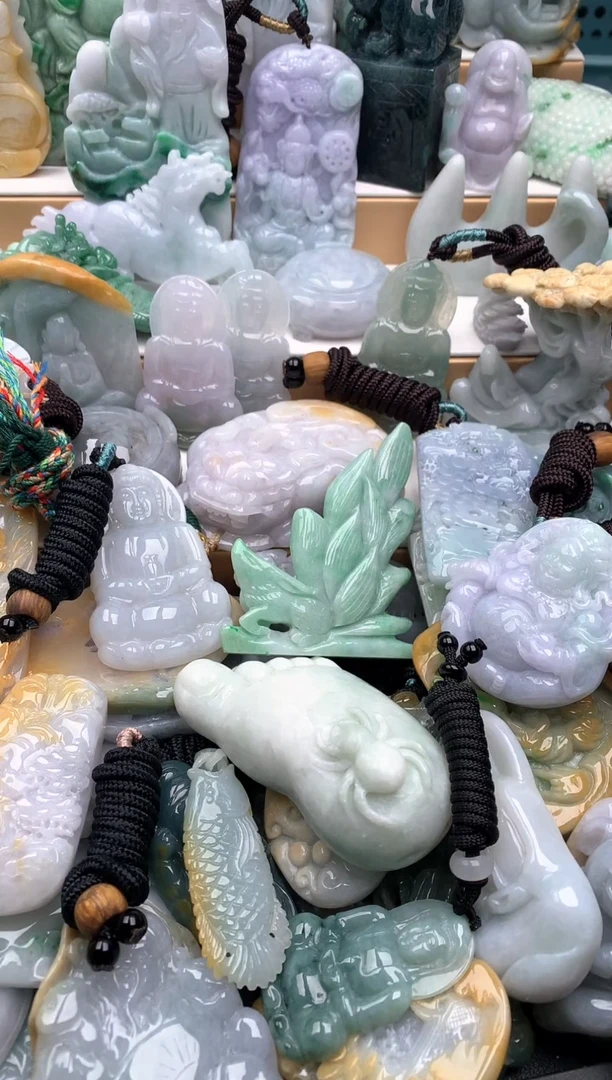 吊坠(不含链)未镶嵌翡翠1