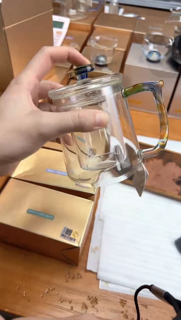 风谜金标绚彩樽雅杯透明