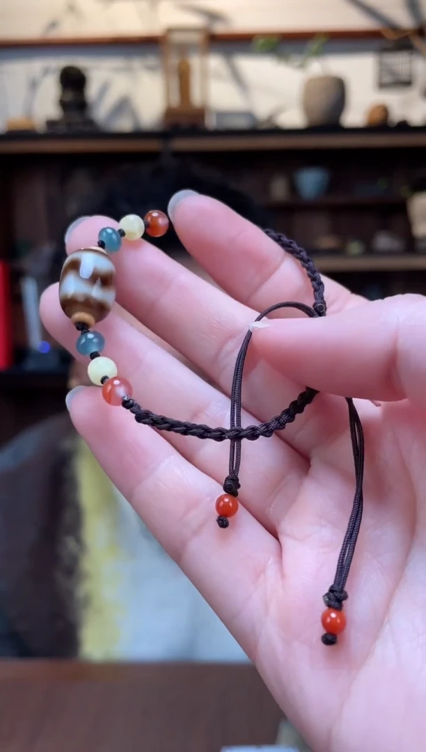 【闪购商品】玛瑙/玉髓手绳未镶嵌玛瑙珠手绳LW多样性发一