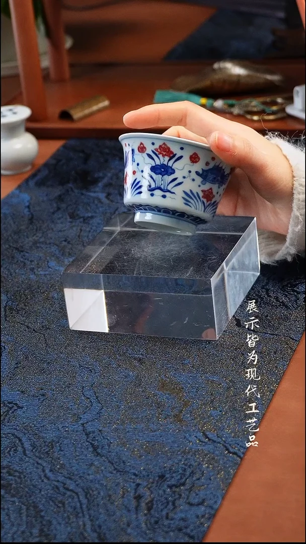 柚野福利青釉里红鱼藻马蹄杯