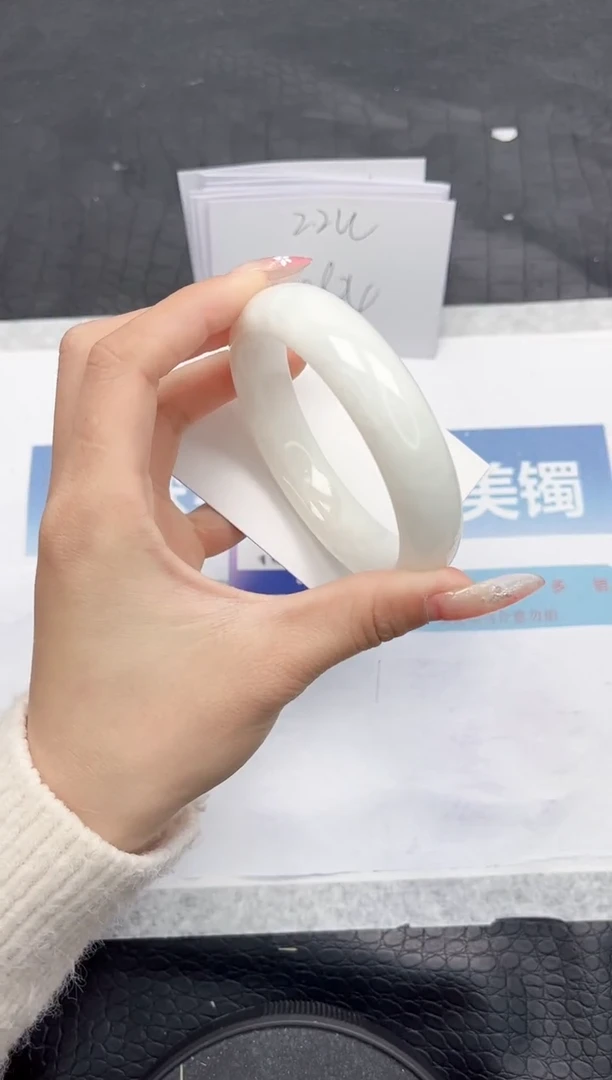 【闪购商品】和田玉手镯未镶嵌L225-60