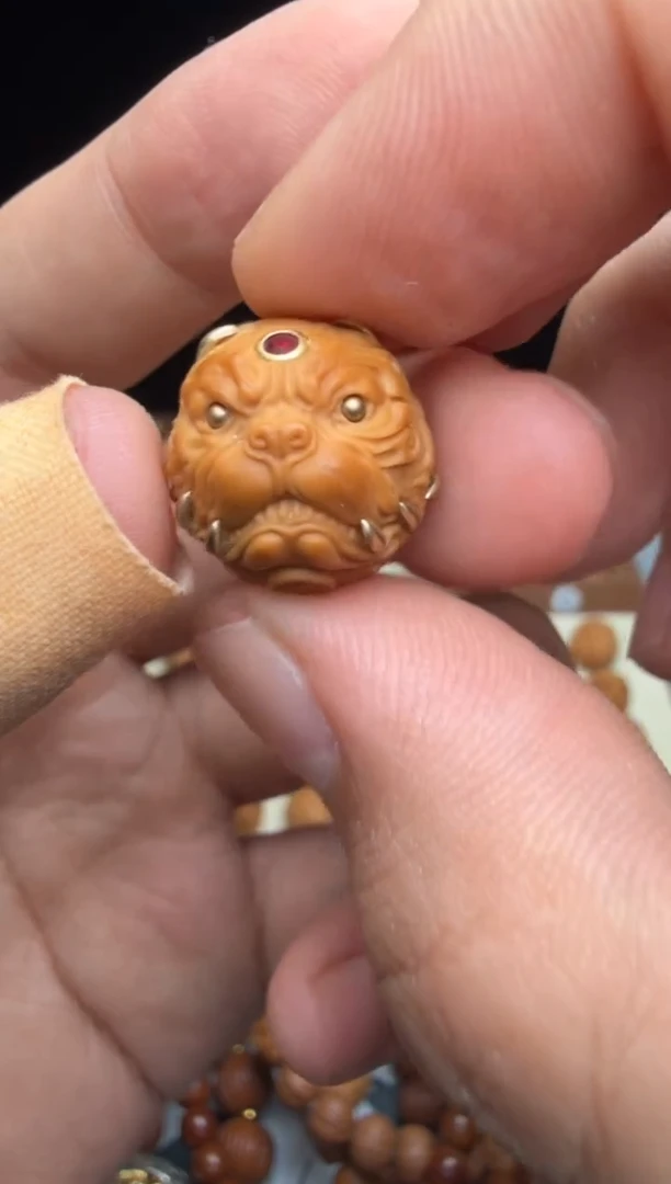 吊坠猴头核桃狗王  重工