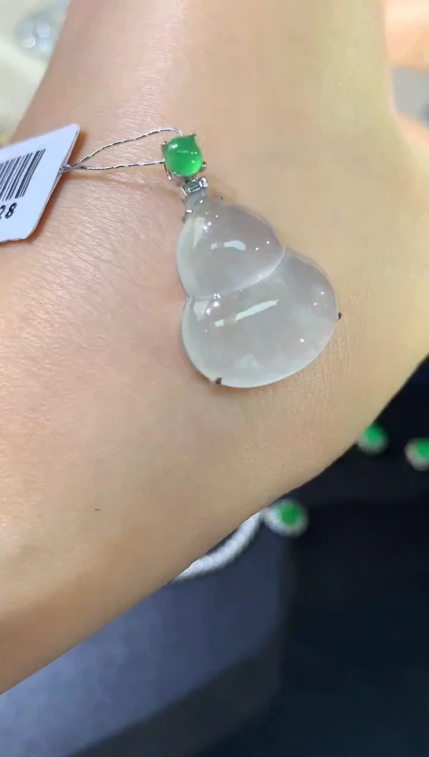 吊坠(不含链)18K金镶嵌翡翠A380|7980