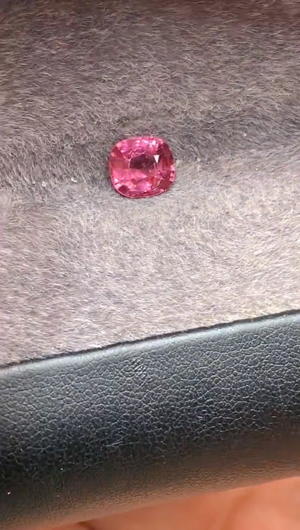 【闪购商品】定制尖晶石裸石未镶嵌枕型 星空紫色调尖晶石 1.34ct