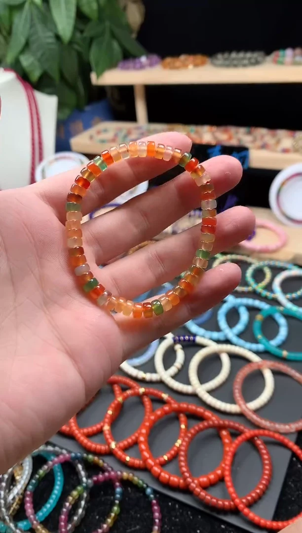 玛瑙/玉髓手串未镶嵌彩盐源玛瑙直切手串5.5mm