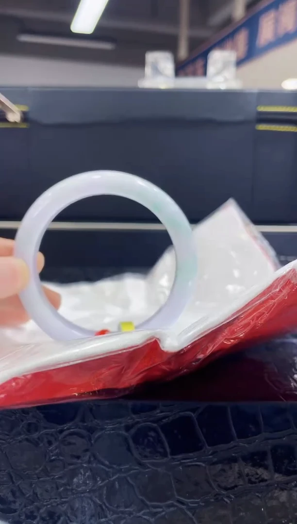 未镶嵌手镯翡翠18