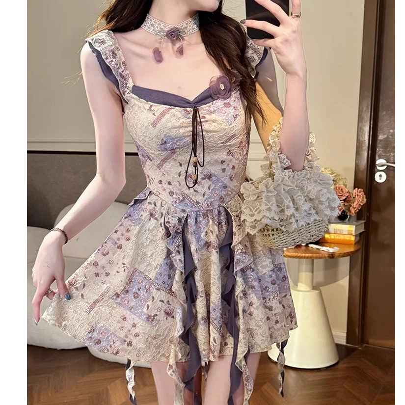 【紫提葡萄】不规则飞飞袖碎花连衣裙女夏日度假绝美收腰短裙显瘦