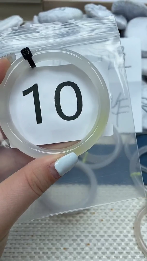 玛瑙/玉髓手镯未镶嵌玛瑙手镯 圈 10号